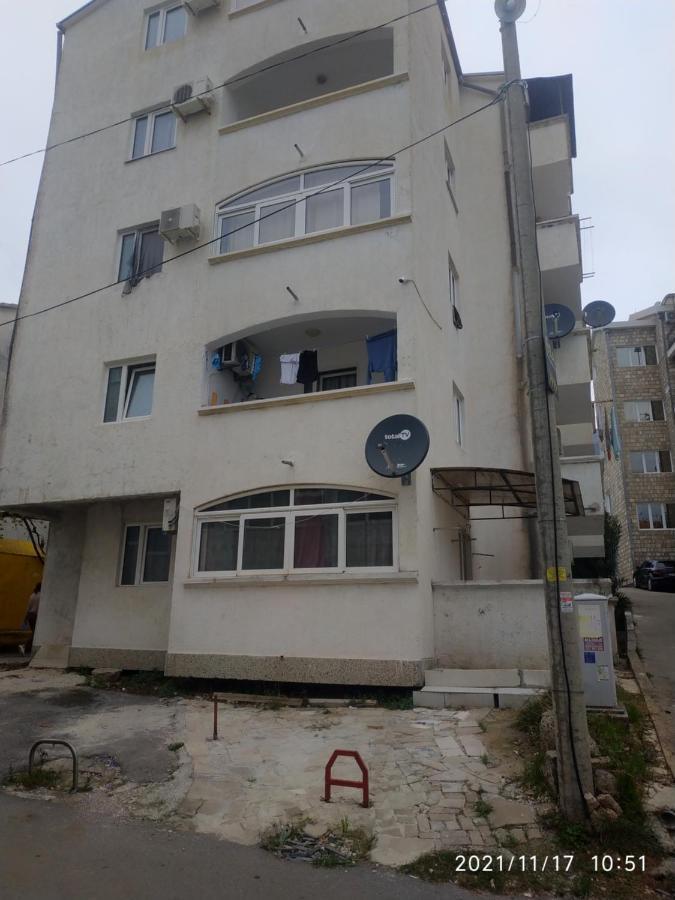 Bird Apartment Будва Екстериор снимка